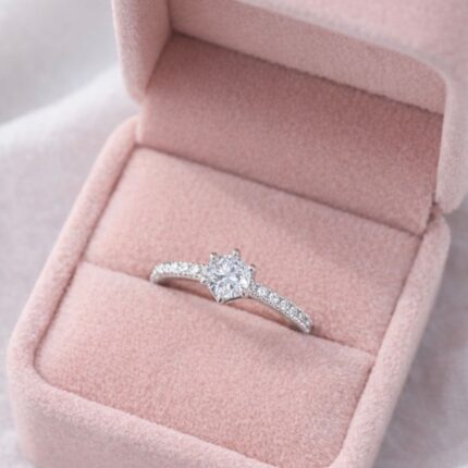 GLENTIK – Wrapped in Love ❤️.