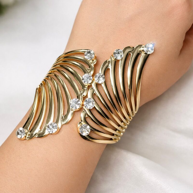 GLENTIK – Wrapped in Love ❤️.